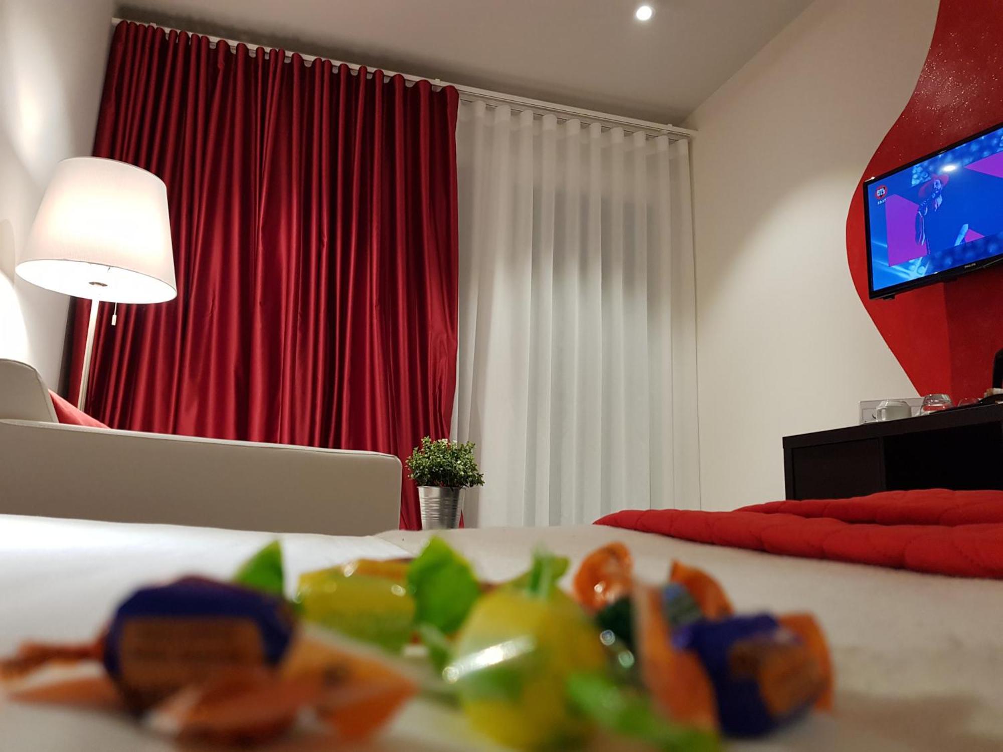 B&B Gardacharme Дезенцано-дель-Гарда Номер фото