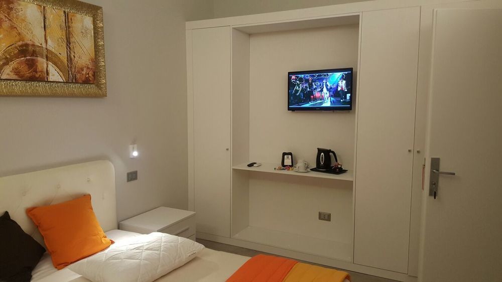 B&B Gardacharme Дезенцано-дель-Гарда Екстер'єр фото